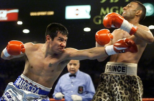Flashback Friday | Prince Naseem Hamed vs. Marco Antonio Barrera