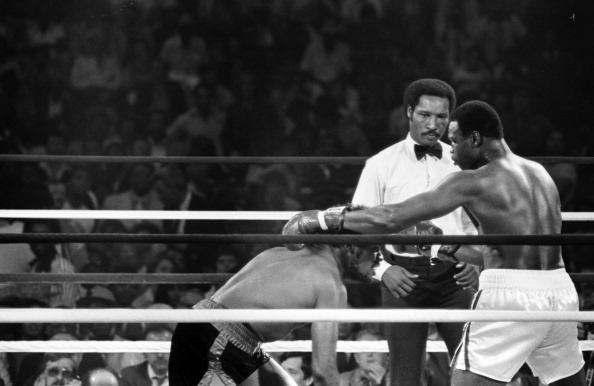 Larry Holmes v Leon Spinks