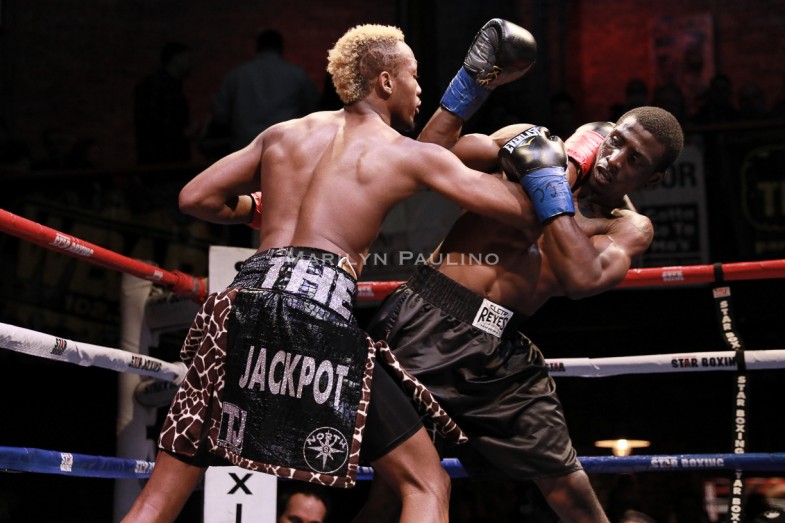 Tyrone James vs. Quincy Brown - MVP RBRBoxing (6)