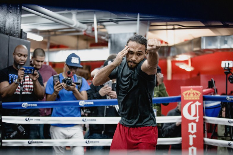 Thurman vs. Garcia: Keith Thurman Media Workout [Video]