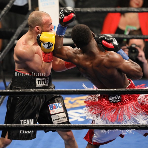 Richardson Hitchins vs. Alexander Picot - MVP RBRBoxing (16)