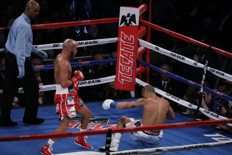 Raymundo Beltran Pummels Jonathan Maicelo in 2