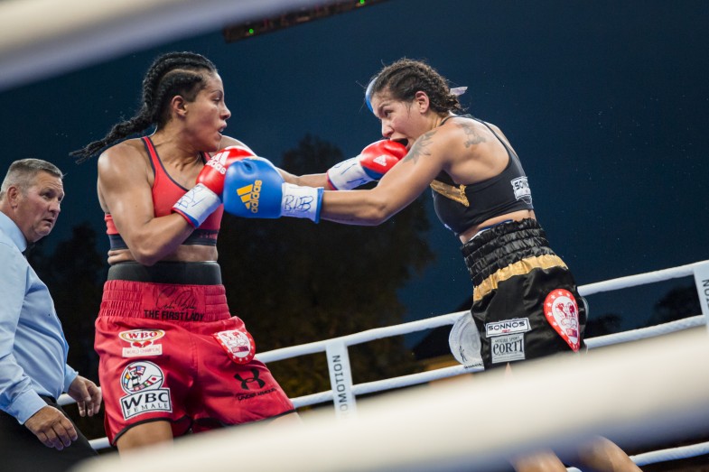 Cecilia Braekhus Defeats Erica Farias in Homecoming Battle