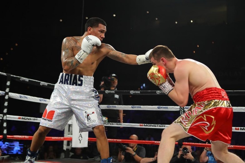 Luis Arias Makes Big Statement with Knockout of Arif Magomedov