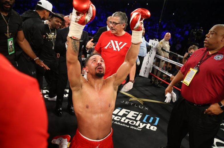 Ward Stops Kovalev to Retain Light Heavyweight Crown