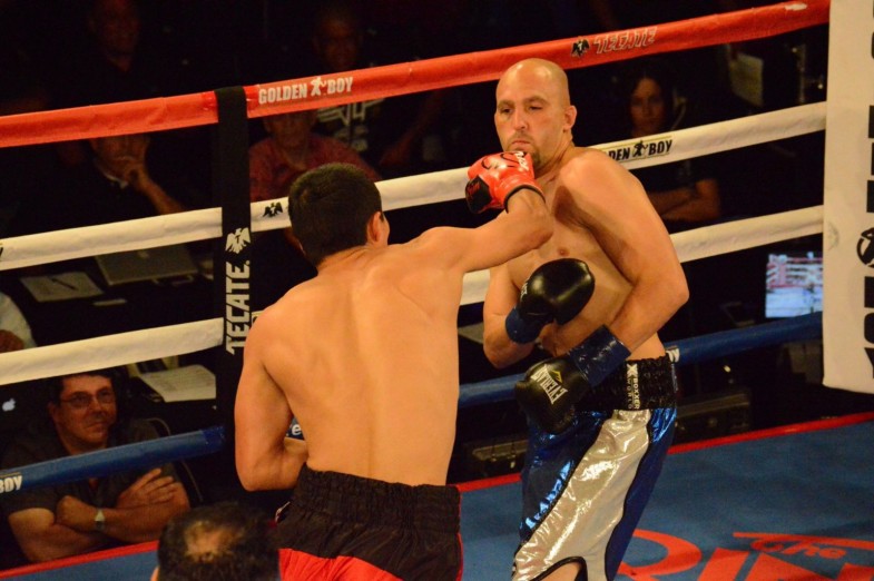 Live Boxing Results: Roger Gutierrez vs. Rene Alvarado