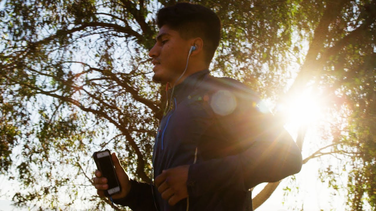 Approaching the Fight: Mikey Garcia [Video]