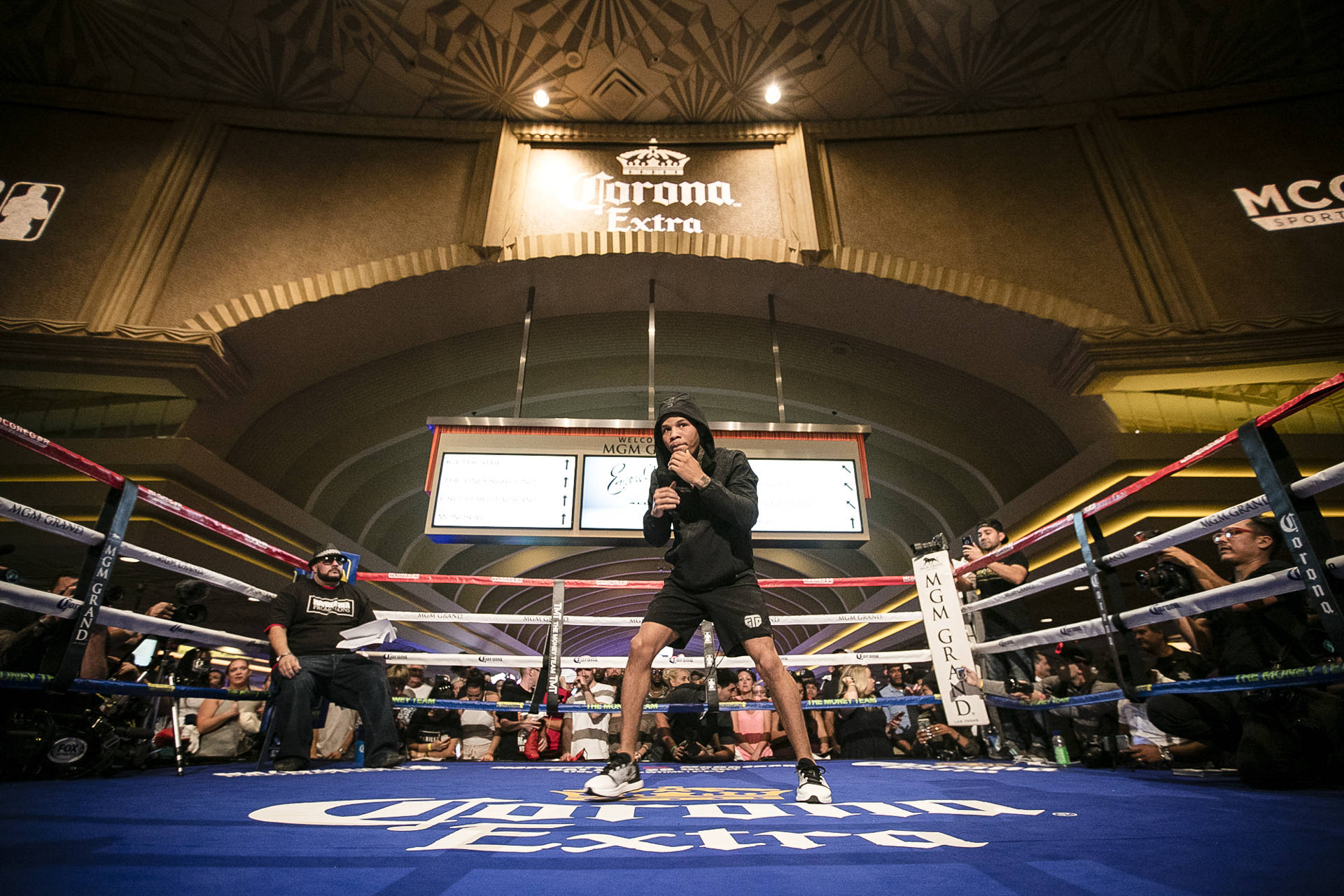 Round By Round Boxing
