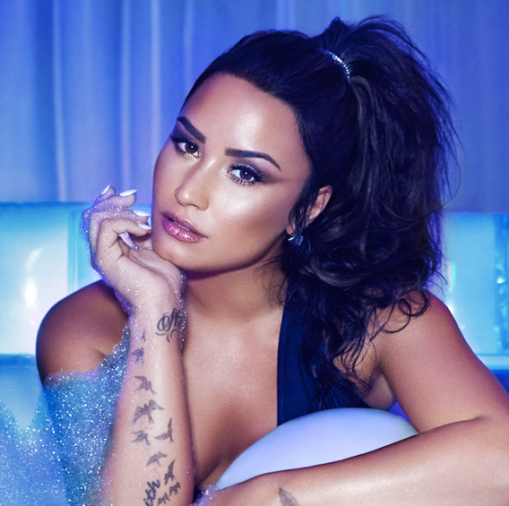 Mayweather vs. McGregor: Demi Lovato to Sing National Anthem