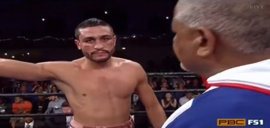 Miguel Cruz Defeats David Grayton by Unanimous Decision