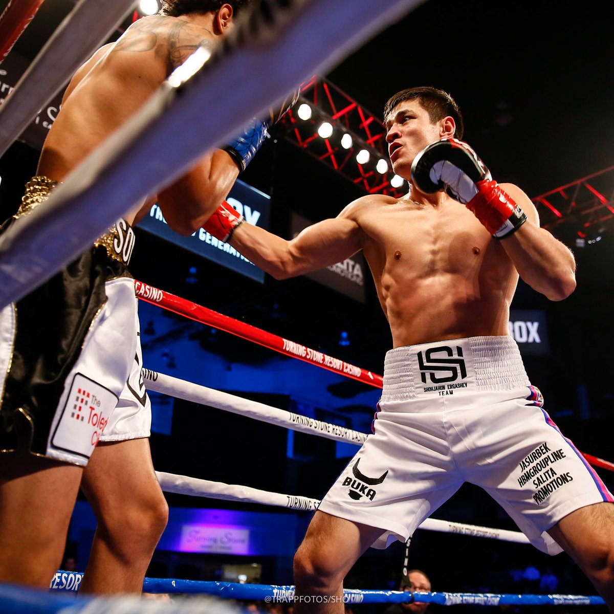 Shohjahon Ergashev Stops Sonny Fredrickson in Round 3 [Video]