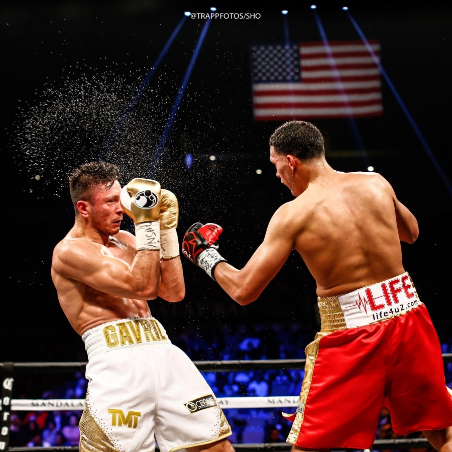 David Benavidez Emphatically Beats Ronald Gavril in Rematch