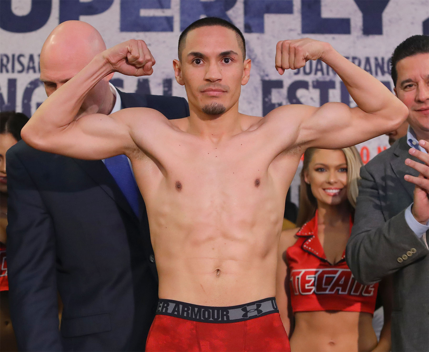 Estrada Signs Promotional Deal With Matchroom Boxing USA