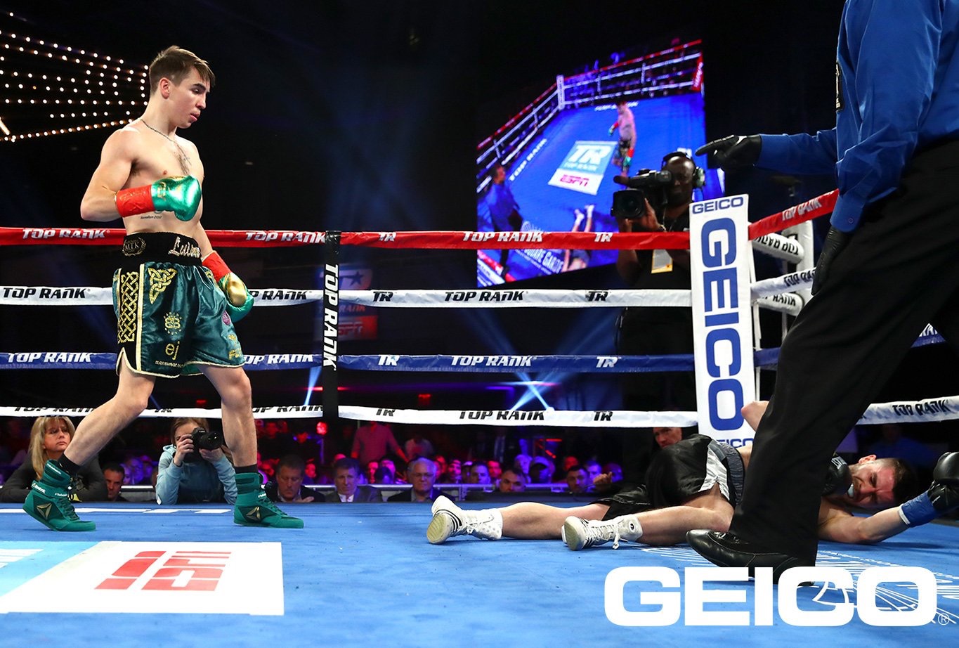 Michael Conlan Scores TKO Win in Round 2