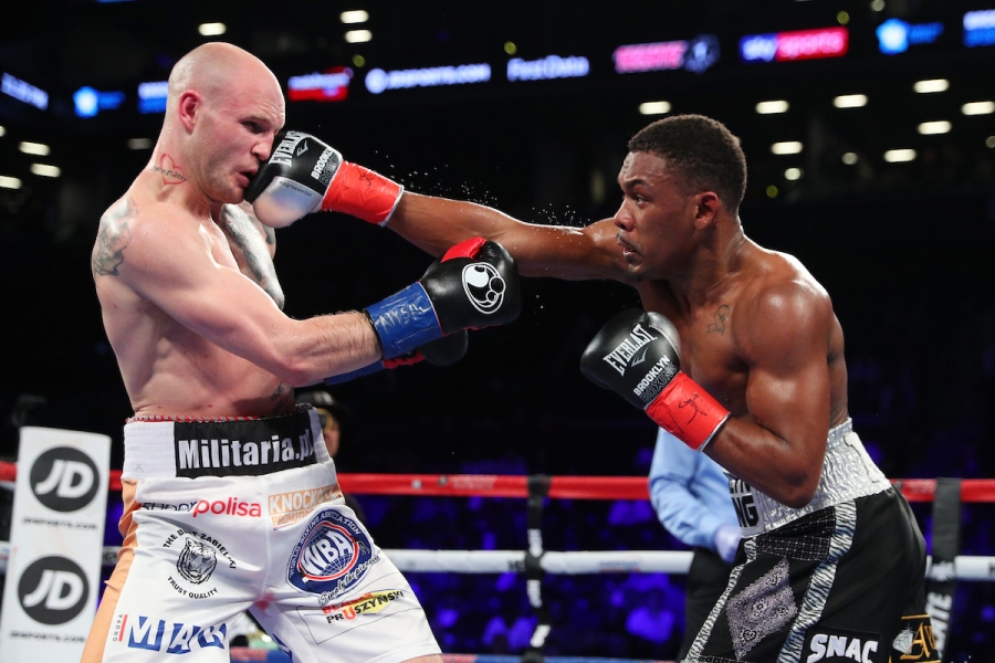 Daniel Jacobs Scores Unanimous-Decision Win Over Maciej Sulecki