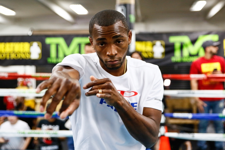 Erislandy Lara Takes on Brian Castaño March 2 on Showtime