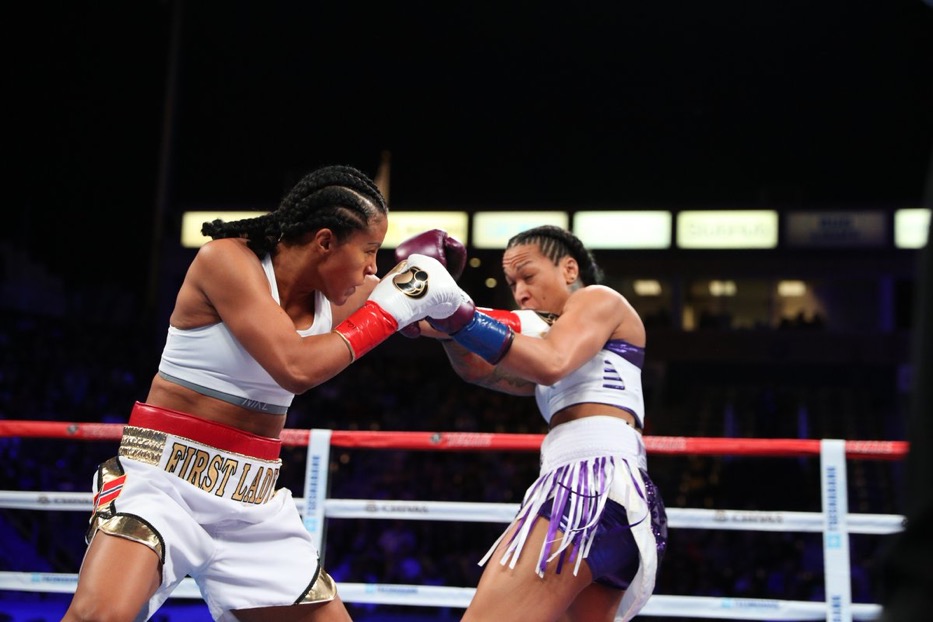 Cecilia Braekhus and Kali Reis Entertain in First-Ever Women’s Bout on HBO