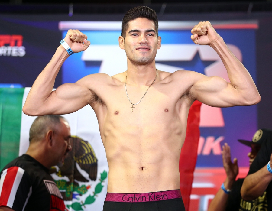 Golden Boy Signs Gilberto Ramirez