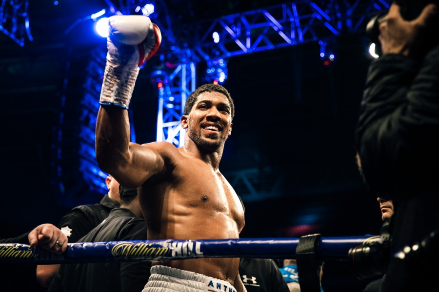 Anthony Joshua Stops Alexander Povetkin in 7