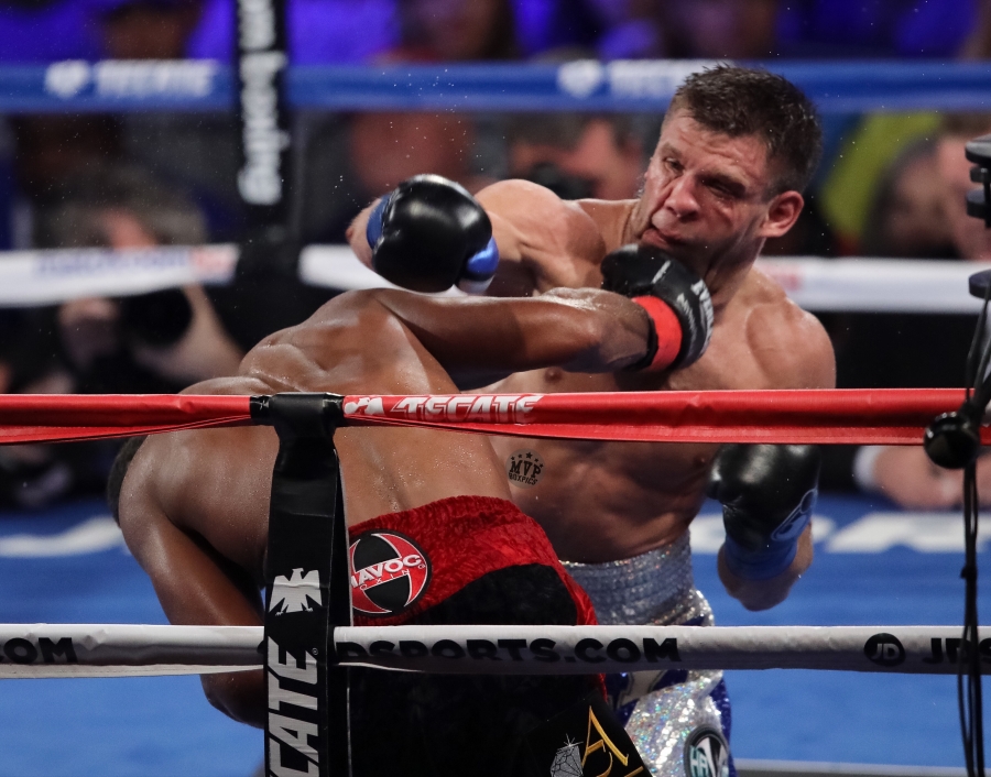 Daniel Jacobs Wins IBF Title Over Derevyanchenko in Thrilling Fight