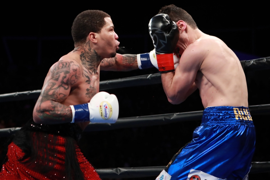 Gervonta Davis Blasts Undersized Hugo Ruiz in 1