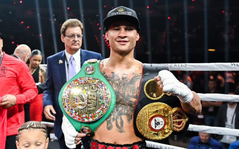 Regis Prograis Domaintes and Stops Kiryl Relikh