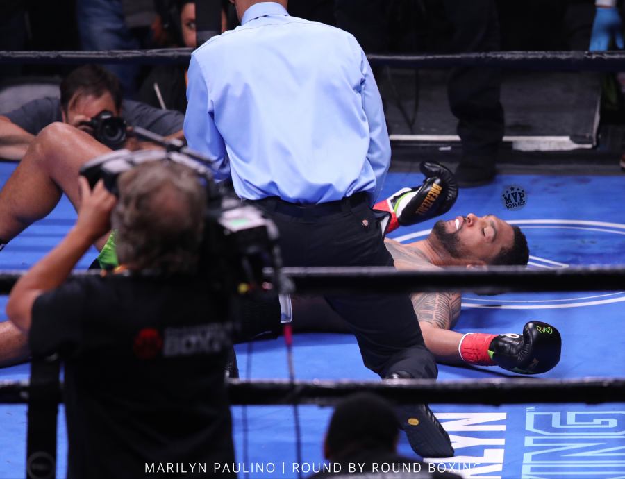 Watch Deontay Wilder Stretch Dominic Breazeale in 1 Round