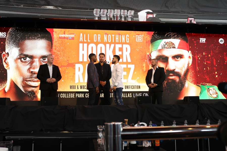 Hooker and Ramirez Go Head to Head in Arlington, Texas