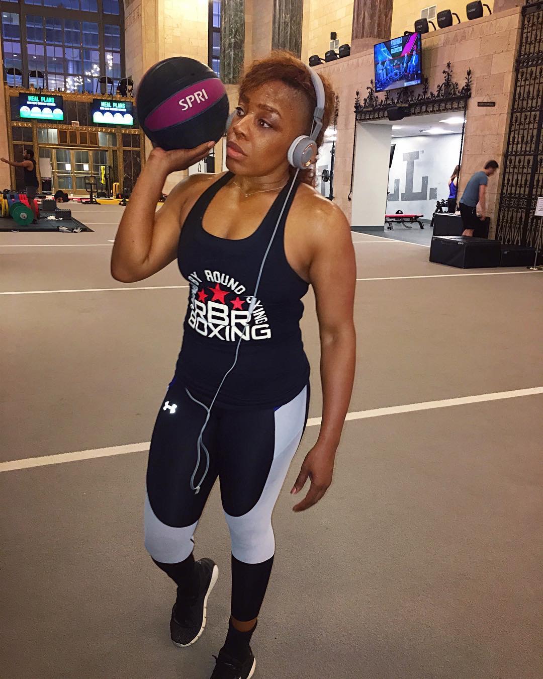 Golden Boy Signs WBC Champion Franchon Crews-Dezurn