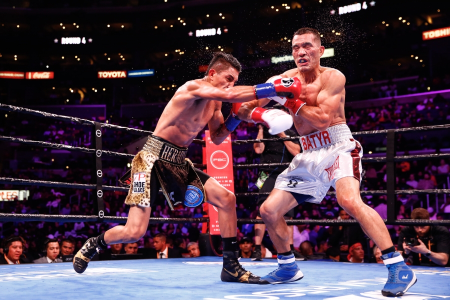 Mario Barrios Survives Tough Fight to Earn WBA Title Akhmedov
