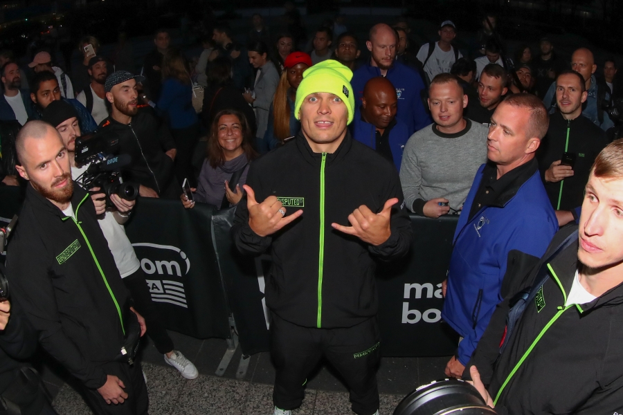 Photos | Usyk vs. Witherspoon Media Workout