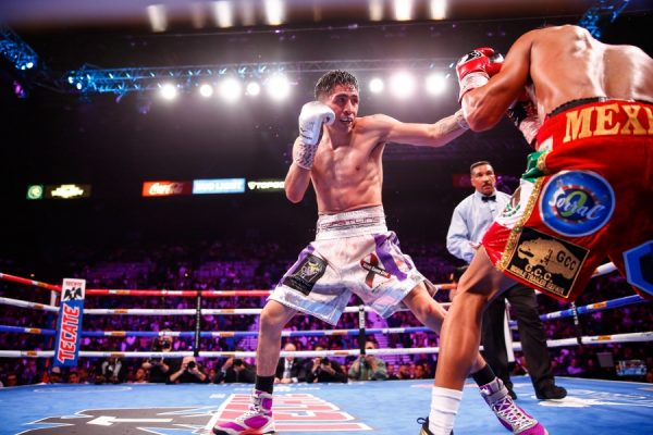 As expected, Leo Santa Cruz (37-1-1, 19 KOs) defeated Miguel Flores (24-3, 12 KOs) via unanimous decision on November 23, 2019 at the MGM Grand Arena, in Las Vegas Nevada.