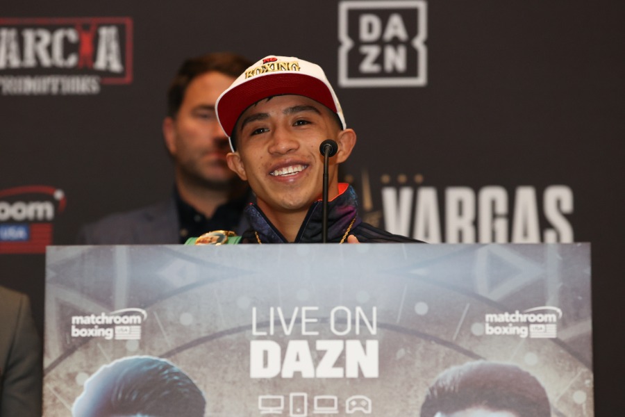 Reynoso: Martinez Will Unify at Flyweight and Then Meet Estrada and Chocolatito