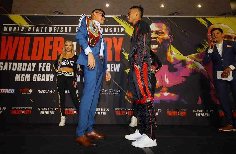 Photos | Emanuel Navarrete vs. Joe Santisima Grand Arrivals