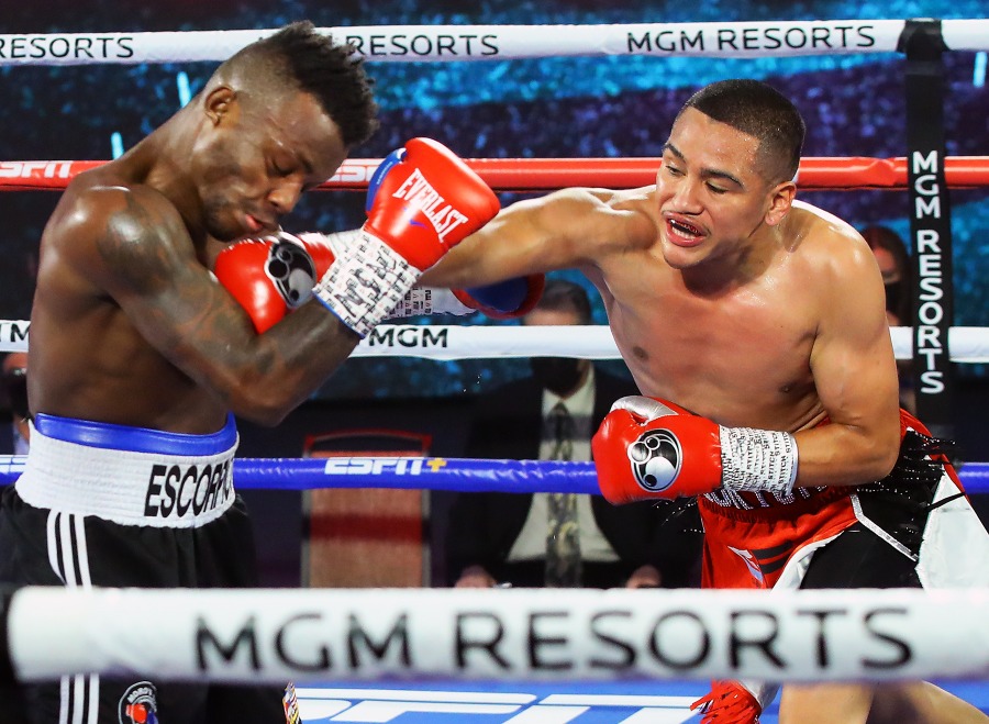 Gabriel Flores Jr. Shuts Out Josec Ruiz in Top Rank on ESPN Main Event