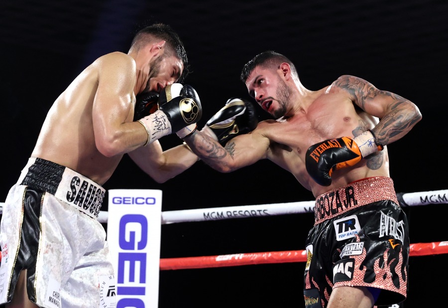 Arnold Barboza Jr. Cruises Past Alex Saucedo