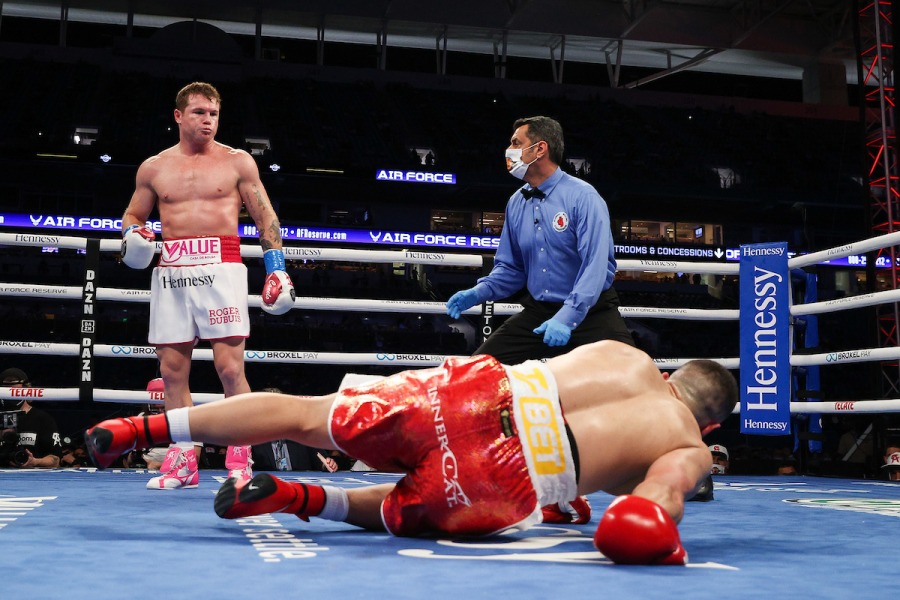 Canelo Alvarez Walks Through Avni Yildirim, Saunders Next on May 8