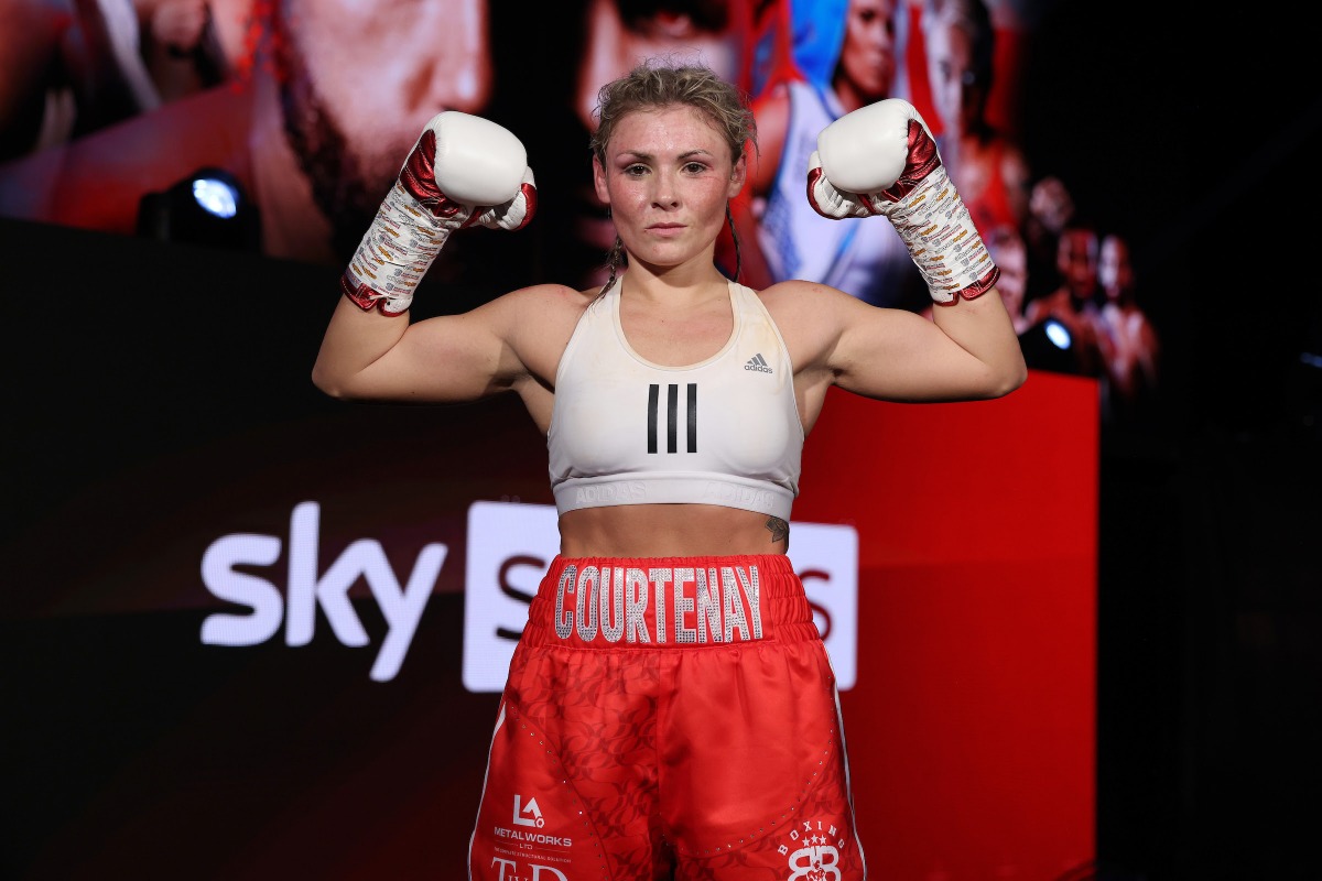 Courtenay Unfazed By Bridges “Mind Games”: ‘The Baby Face Assassin’ Meets ‘The Blonde Bomber’