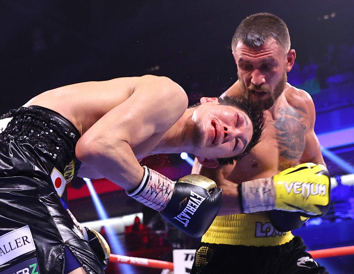 Loma Scores 9th Round TKO Over Nakatani