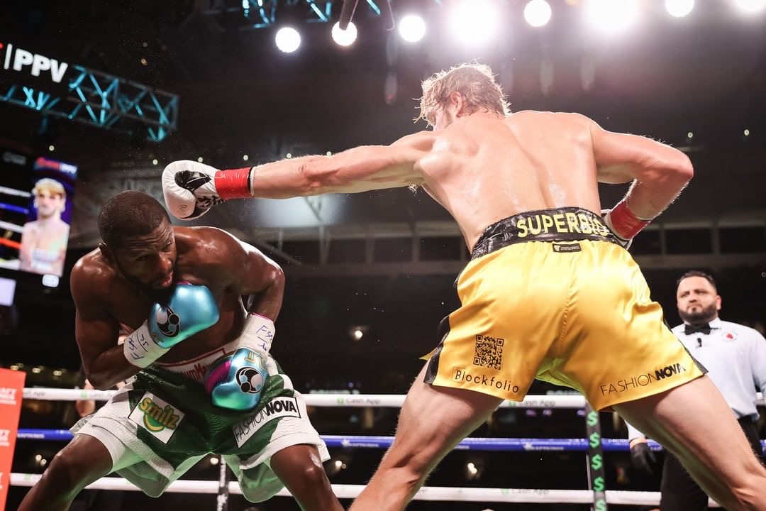 Floyd Mayweather And Logan Paul Go The Distance