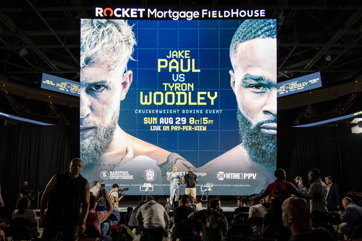 Paul vs. Woodley: Barstool Sports’ Dave Portnoy, Dan “Big Cat” Katz And Ariel Helwani Join Announce Team