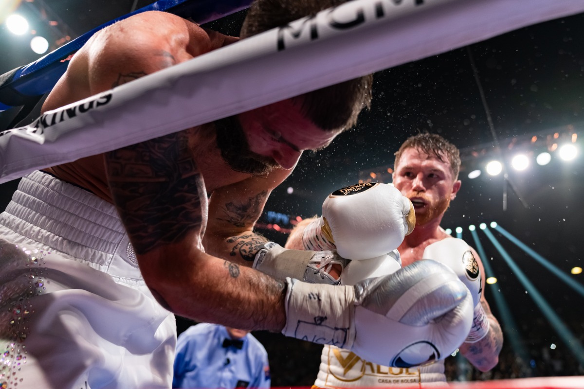 Canelo Stops Plant In 11 To Become Undisputed