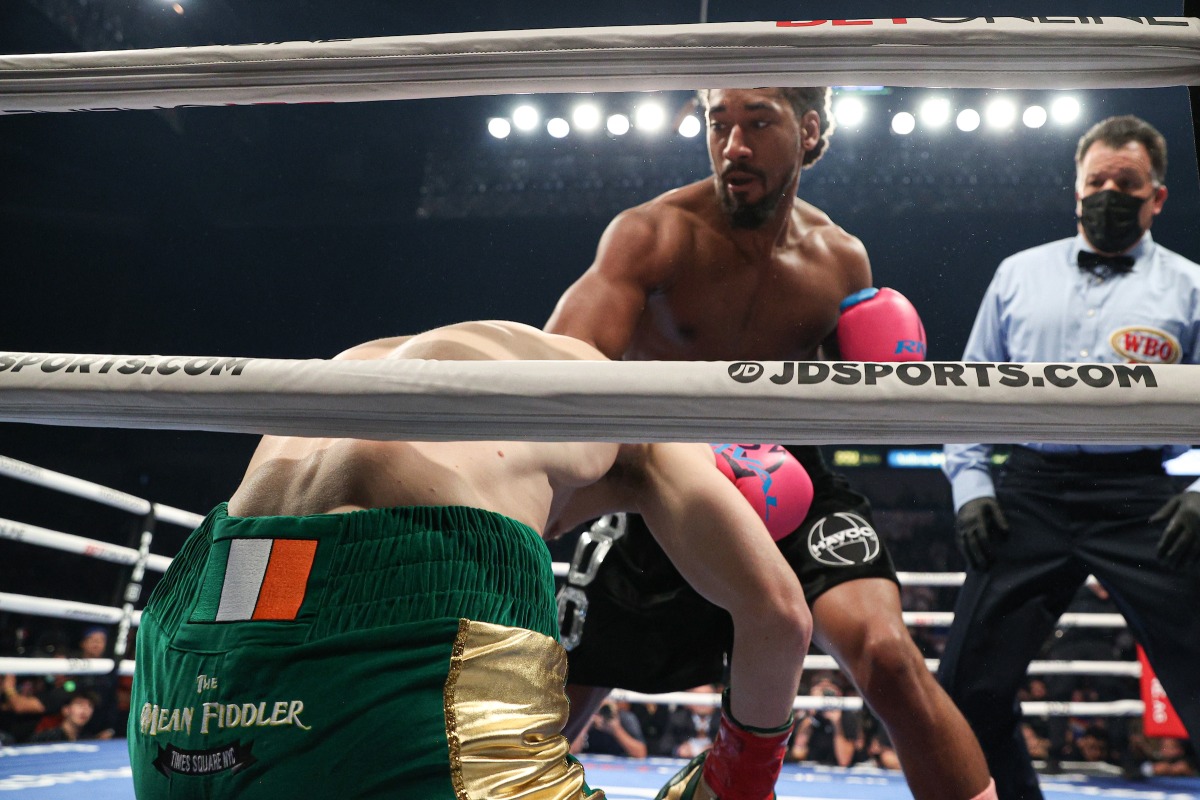 Andrade Blasts Quigley In 2 Rounds, Eyes Bigger Fights