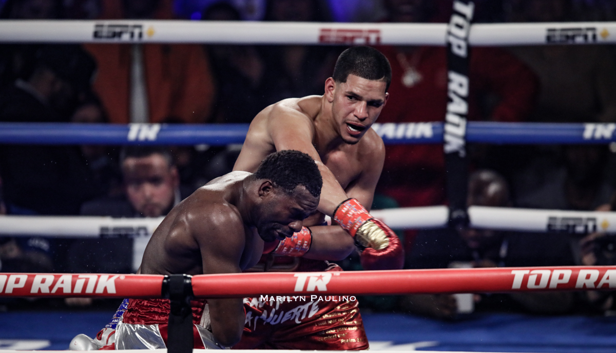Photos | Edgar Berlanga vs. Steve Rolls Fight Night
