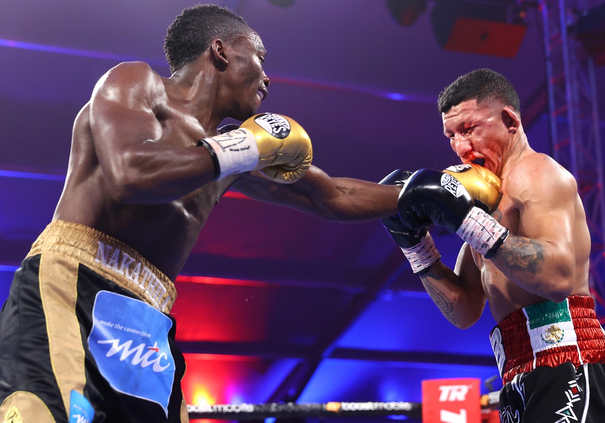 Upset Special: Nakathila Stops Berchelt