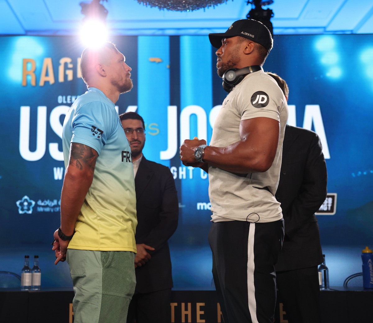 Usyk vs. Joshua 2 Face Off